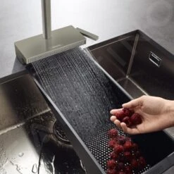 Hansgrohe M81 - Miscelatore Da Lavello Aquno Select Con Bocca Di Erogazione Estraibile E Getto Doccia Piatto, SBox, Simil Inox 73830800 -franke Shop 918ef29c35661c511eab8a84