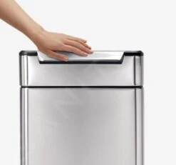 Simplehuman Pattumiere - Pattumiera 40 L, Touch-bar, Acciaio Inox Spazzolato CW2014 14 Simplehuman Pattumiere - Pattumiera 40 L, Touch-bar, Acciaio Inox Spazzolato CW2014 -franke Shop aea885e72dcd4d6dd98c11d9
