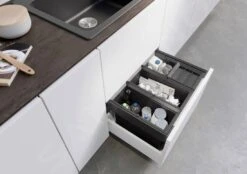 Blanco Flexon II - Pattumiera Incorporata, Differenziata, Capienza 42 L 526644 -franke Shop b844ae4ffba8b7cd889e9a14